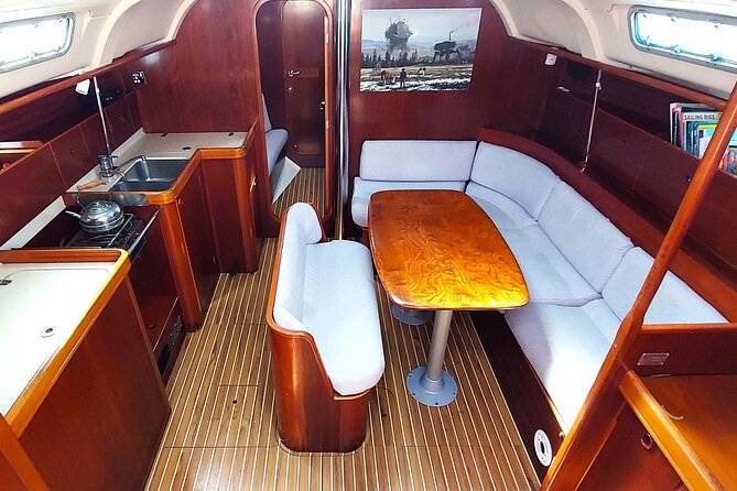 3 Hours Yacht Sailing Activity in Cabo Verde, Santa Maria - Why six people makes a difference
