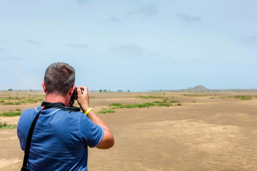 Adults Only Tour of Sal with Lobster Lunch and Salt Lake - The guides make the route more meaningful