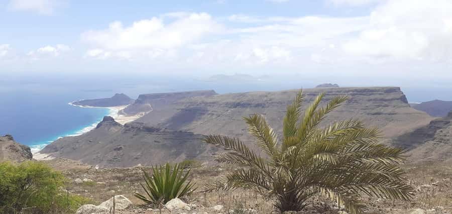 Beaches, Villages and Monte Verde (excludes city) - Baía das Gatas: your best chance to swim