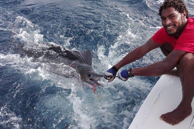 Big game fishing trips Boa Vista - From harbor water to open Atlantic fishing