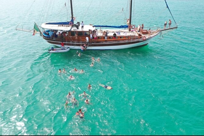 Boa Vista Adults-Only Cruise - Music, swimming, and the choice to do very little