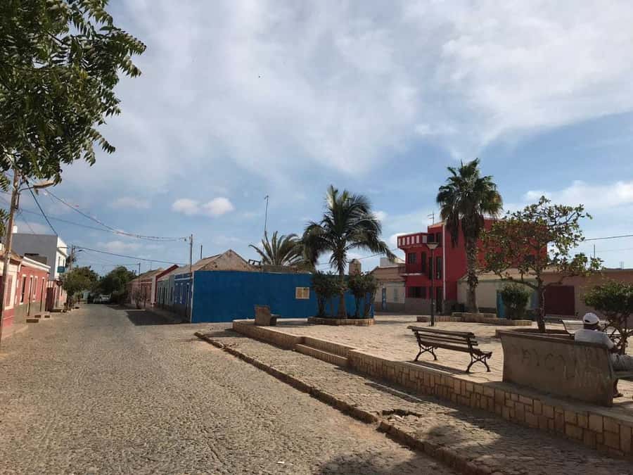 Boa Vista Island: Full-Day Wild Beaches & Viana Desert Tour - Lunch in Fundo das Figueiras