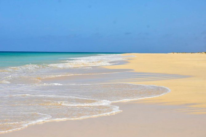 Boa Vista Island: Half-day Tour + Santa Monica Beach by 4x4 - Key points before you book