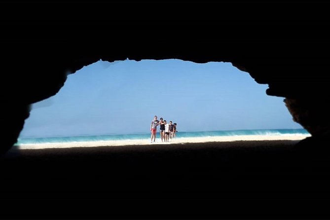 Boa Vista Island: Half-day Tour + Santa Monica Beach by 4x4 - What the guides add to the morning