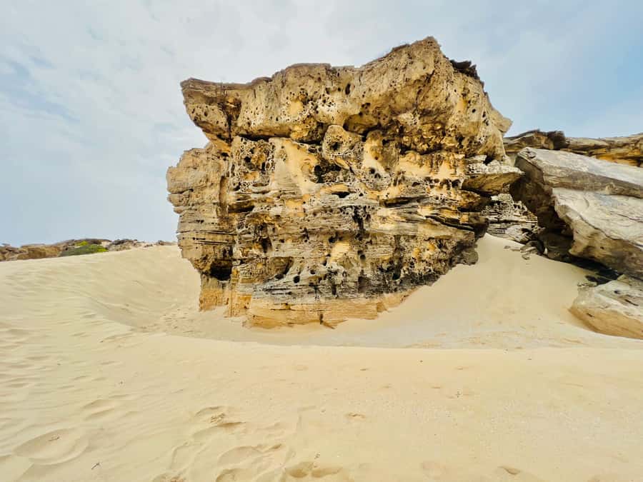 Boa Vista Mystical Wonders: Santa Monica Beach and Caves - Povoação Velha and the oldest settlement on the route