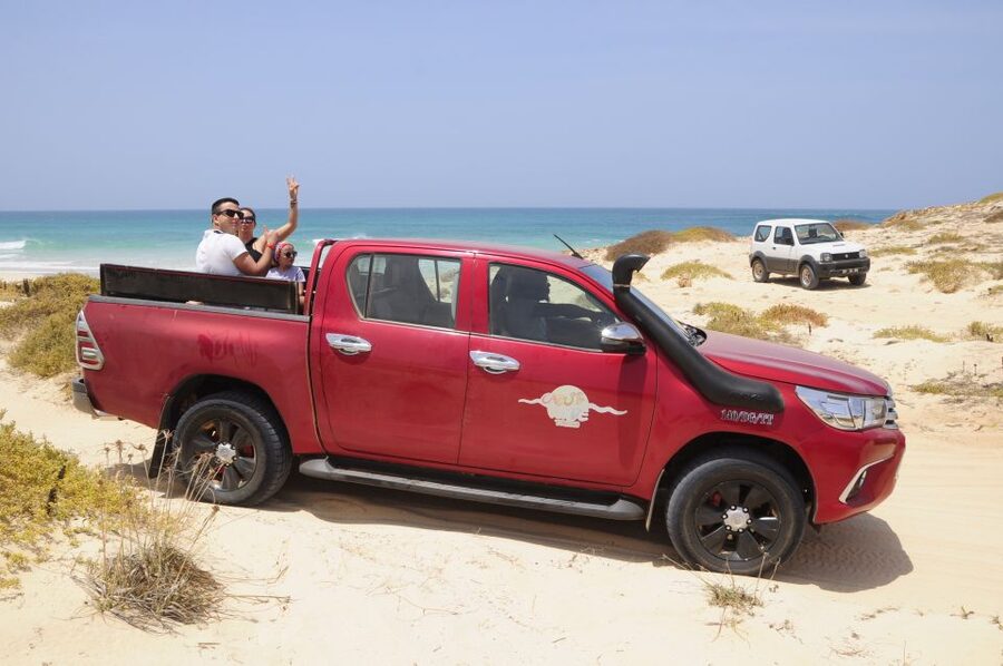 Boa Vista: Santa Monica, Dunes, Caves and Village 4x4 Tour - Varandinha and the Bracona caves