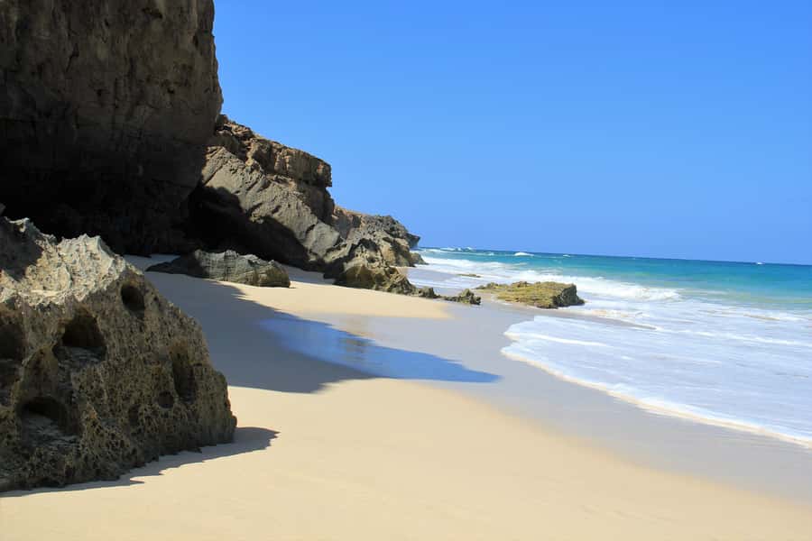 Boa Vista: Shipwreck, 4x4 Ride & Caves Day Tour with Lunch - Why this Boa Vista day tour works