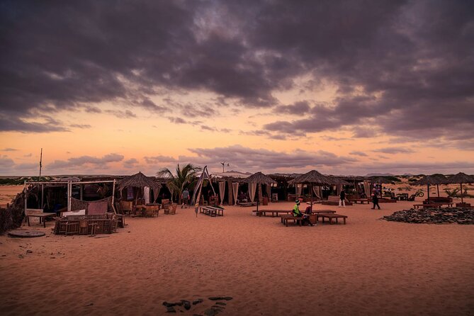 Boa Vista Sunset Dinner with Live Music - Buffet dinner with grilled meat and fresh fish