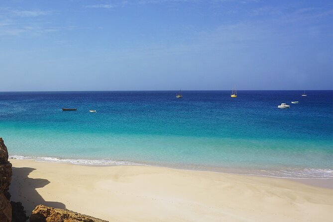 Boa Vista Tour: Santa Mónica, Desert & Shipwreck - Crossing the Viana Desert