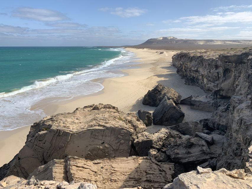 Boavista: 4x4 Island Tour, Santa Monica, Dune, Caves & Lunch - Varandinha combines caves and turtle habitat