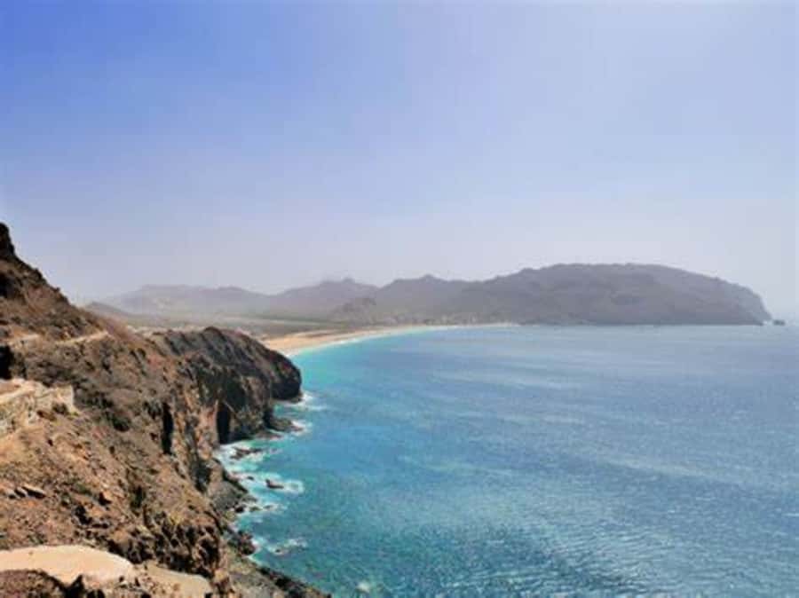 Coastal hike to the Lighthouse - Reaching one of São Vicente’s old lighthouses