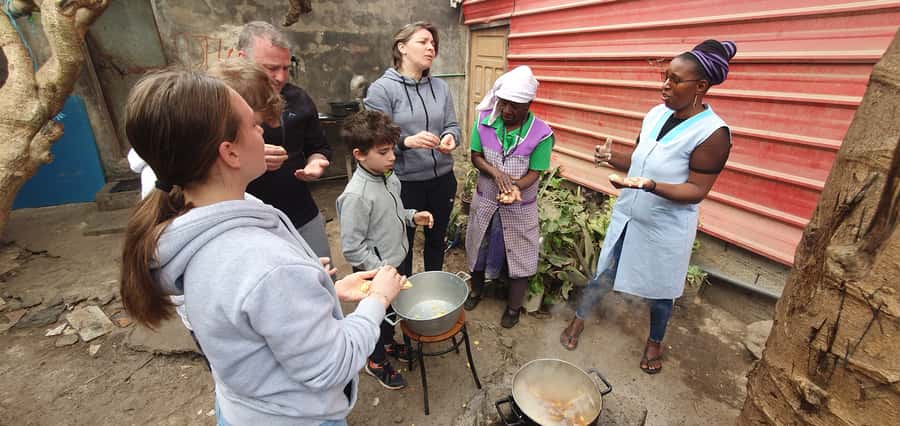 Day with locals people - A family lunch, not just a cooking class
