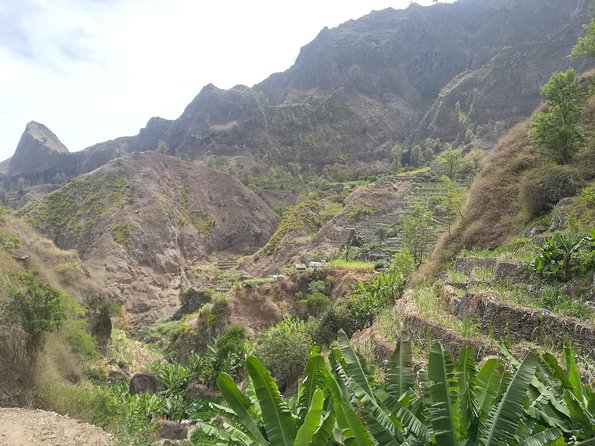 Discovering Santo Antão Island by car - Porto Novo at 8:30 am: the day begins at the ferry port
