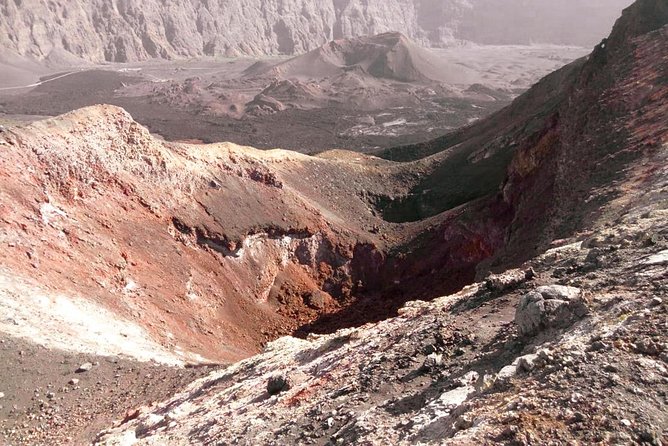 Fogo Island: Spectacular Vulcano HIking Experience(2829 m) - The first climb toward 2,829 meters