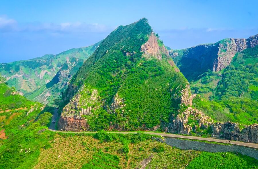 From Praia: Banana Plantation Tour and Cuscuz Workshop - The drive through rocks, valleys, and Monte Txota