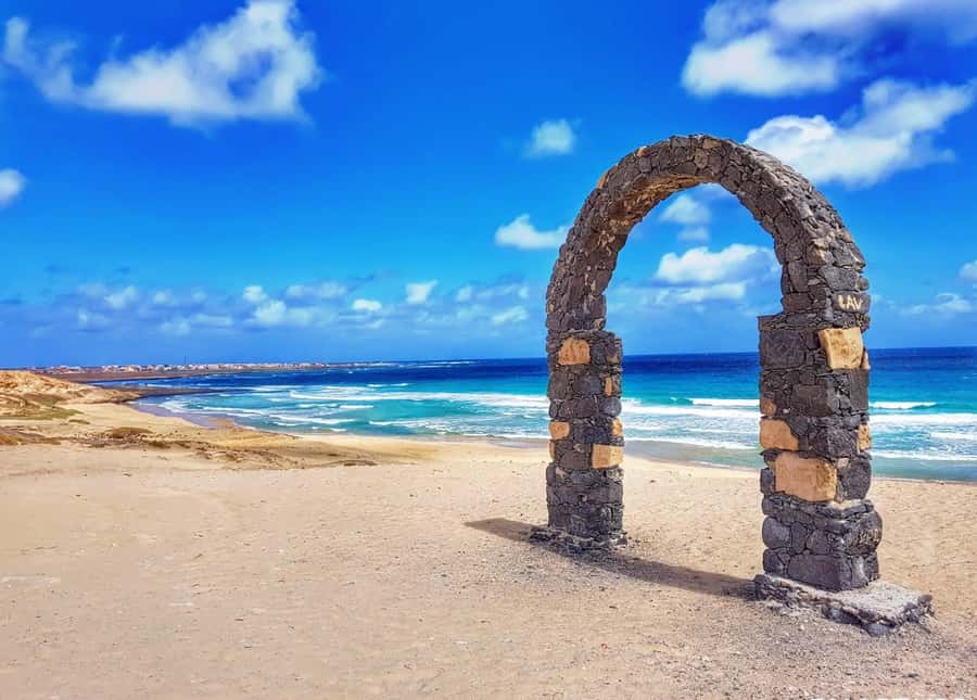 Full Day Island Tour, São Vicente, Mindelo, Highlights - Norte Baía, Praia Grande, and the Road to Calhau