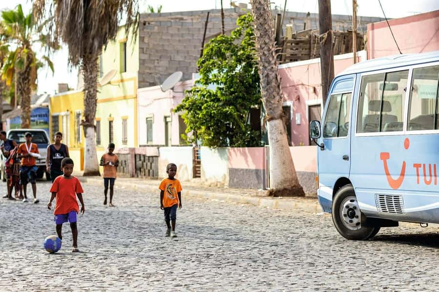 Full Day Postcards of Sal Tour with Kite Beach and Lunch - Palmeira’s murals and harbor-town character