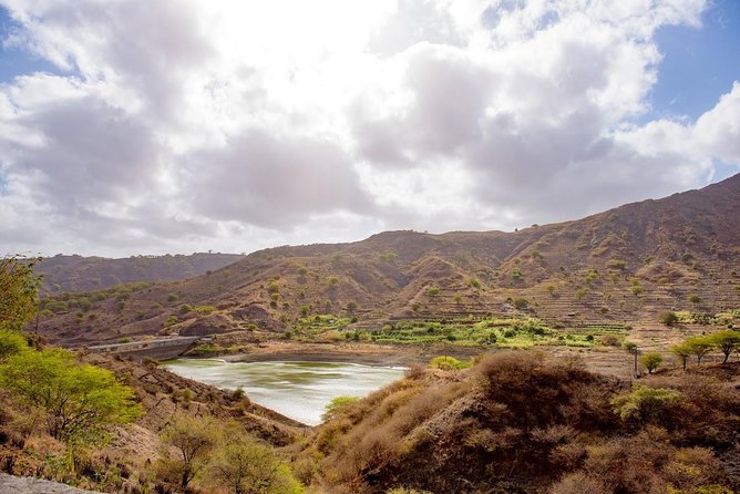 Full day Santiago Excursion - Serra Malagueta: forest views above the road