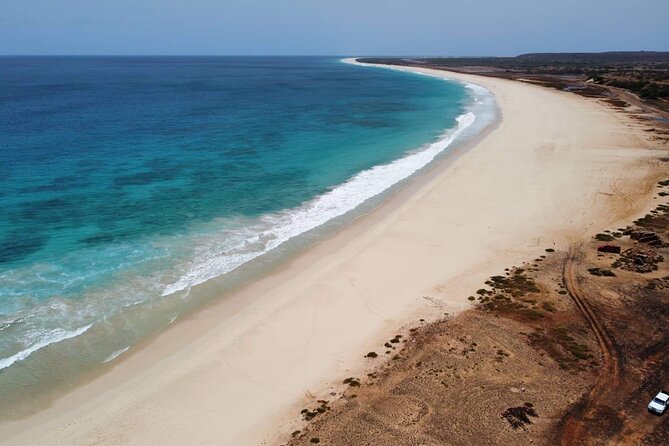 Guided Full Day Island Tour in Boa Vista with Lunch - Santa Monica Beach: 40 minutes of broad-open coast