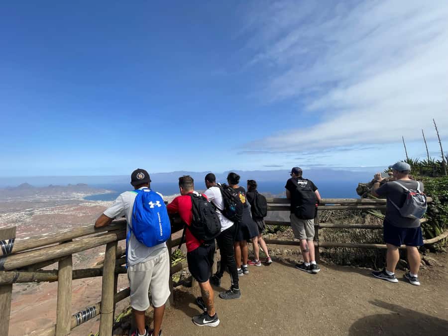 Hike Monte Verde - What the $64 price includes