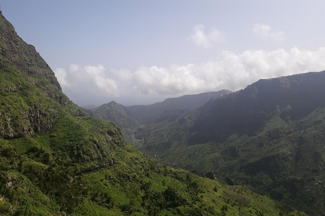 Hikking Natural Park/Serra Malagueta - Getting ready for the mountain weather