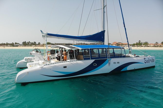 Lounge Catamaran SODADE Half-Day (Adults Only) - What kind of afternoon is the SODADE cruise?