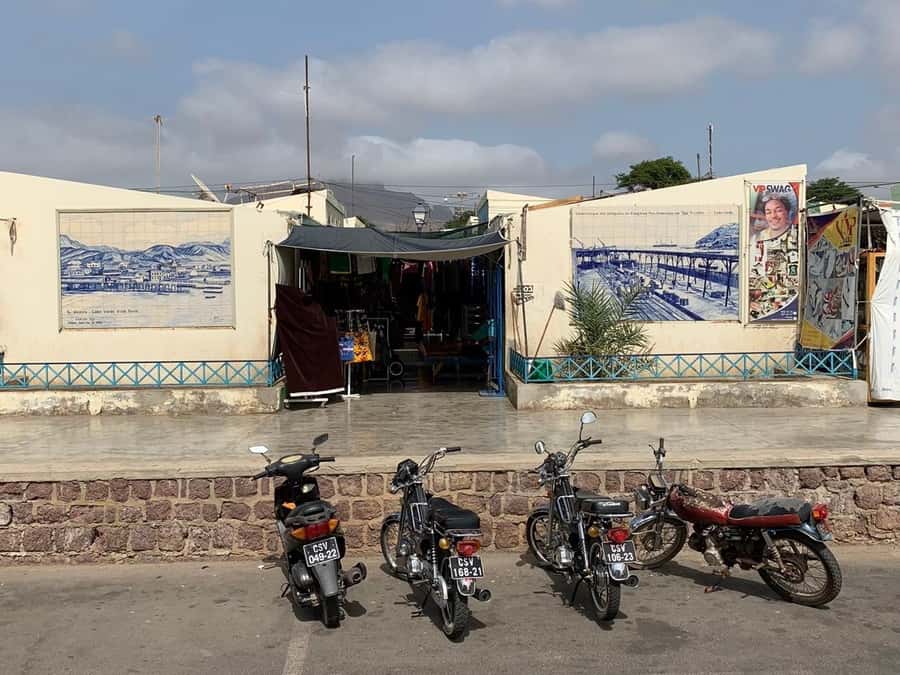 Mindelo Cultural: city tour with traditional music - Guide language, timing, and simple planning tips