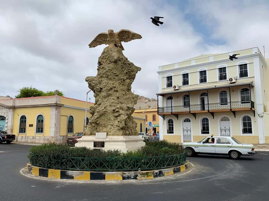 Mindelo Cultural: city tour with traditional music - How strong is the evidence so far?