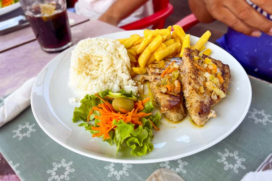 Murdeira: Sal Island Nature Reserve and Fishing Village Tour - Espargos brings food, street art, and island character