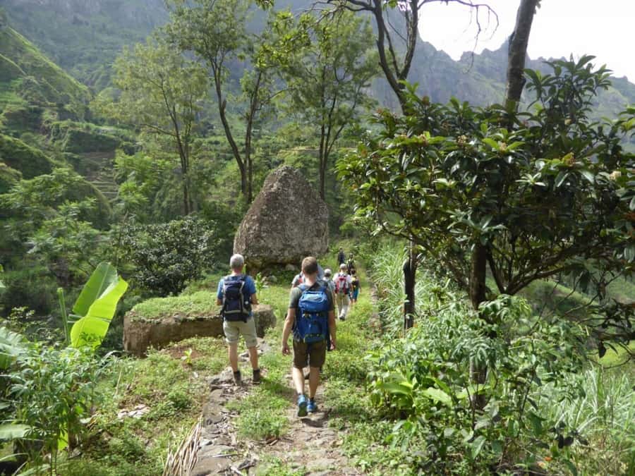 Paúl hike, the green garden - The morning pickup and drive to the trail