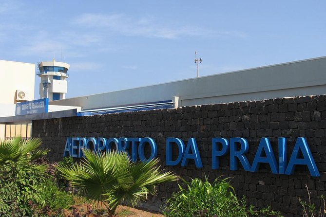 Praia city to the airport. - Key points about the Praia transfer