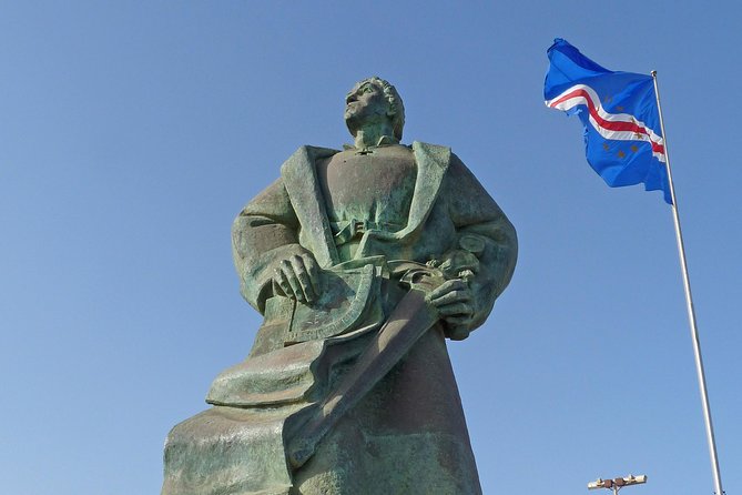 Praia: Guided Historic Walking Tour & Lunch with Locals - Two Markets, Two Views of Local Life