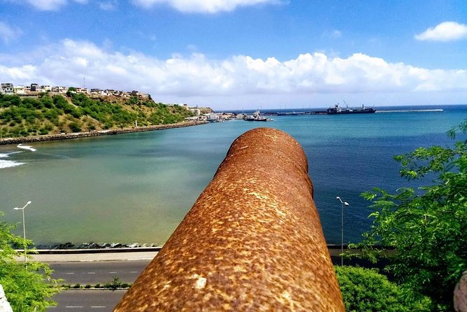Praia: Guided Historic Walking Tour & Lunch with Locals - Lunch in an Authentic Local Setting