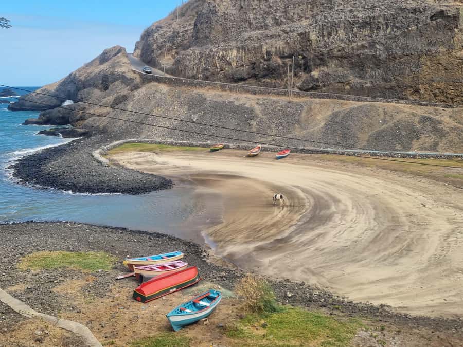 Praia: Santiago Island Highlights Tour with Breakfast - Calheta Sao Miguel and breakfast with a family