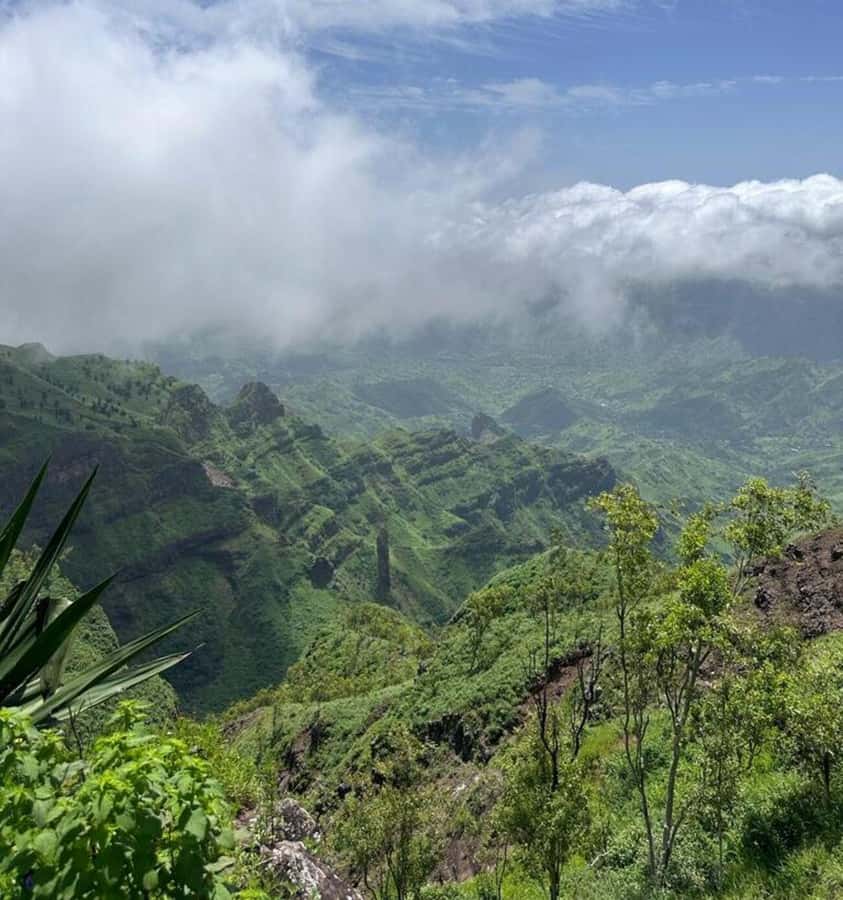 Private Hike through mountains and distant rural villages - Should you book the Rui Vaz and Longueira route?