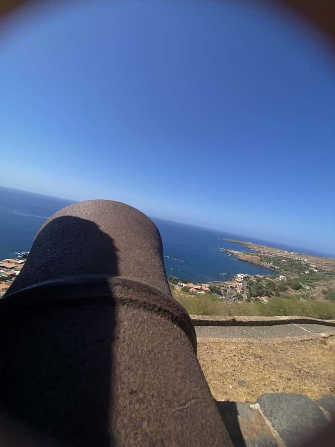 Private Tour Cidade Velha/Discover OLD CITY - A guide who adds more than a transfer