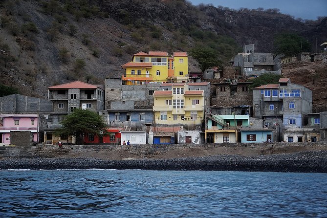 Ribeira da Barca: Boat Trip to the Cave, Snorkeling and BBQ on the beach - What the small group changes