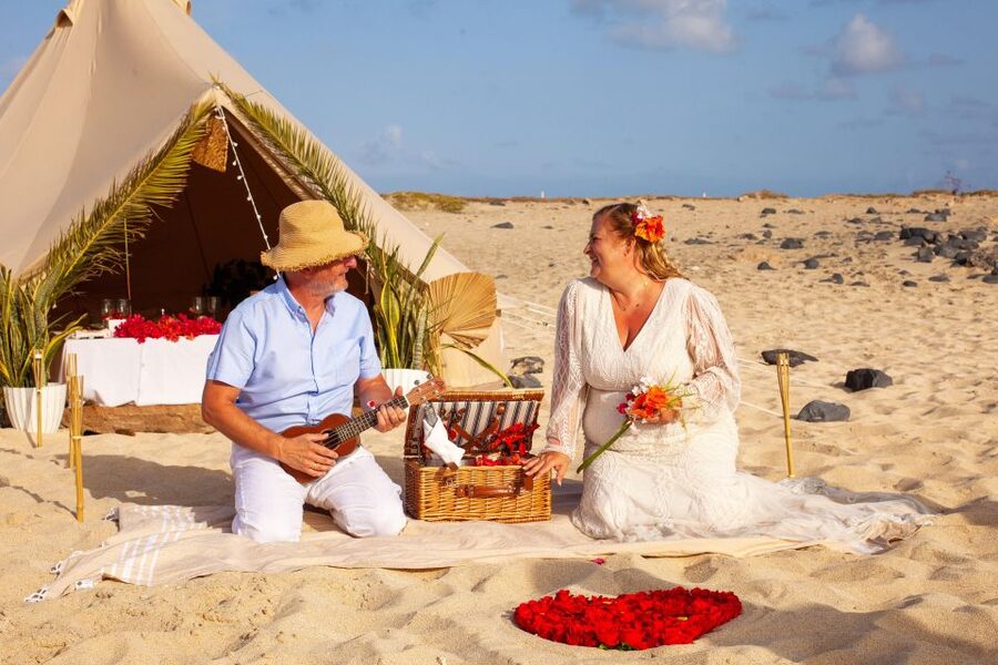 Romantic Sunset Experience with Glamping Gold Pack - Service that helps a special evening run smoothly