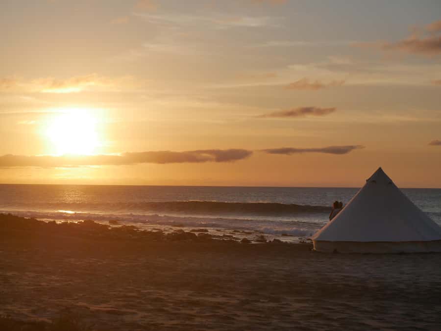 Romantic Sunset Experience with Glamping Silver Pack - Arriving at the beachfront glamping tent