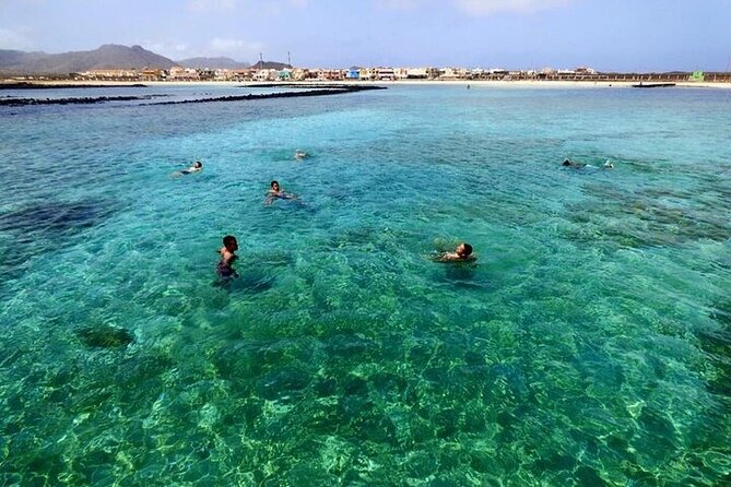 S.Vicente: Tour of the city center and rural villages - A quick look inside Mindelo’s municipal market