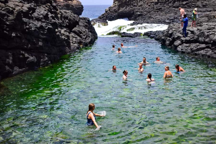 Sal: All-Inclusive Salt Lake, Blue Eye and Shark Bay Tour - Timing, group size and comfort