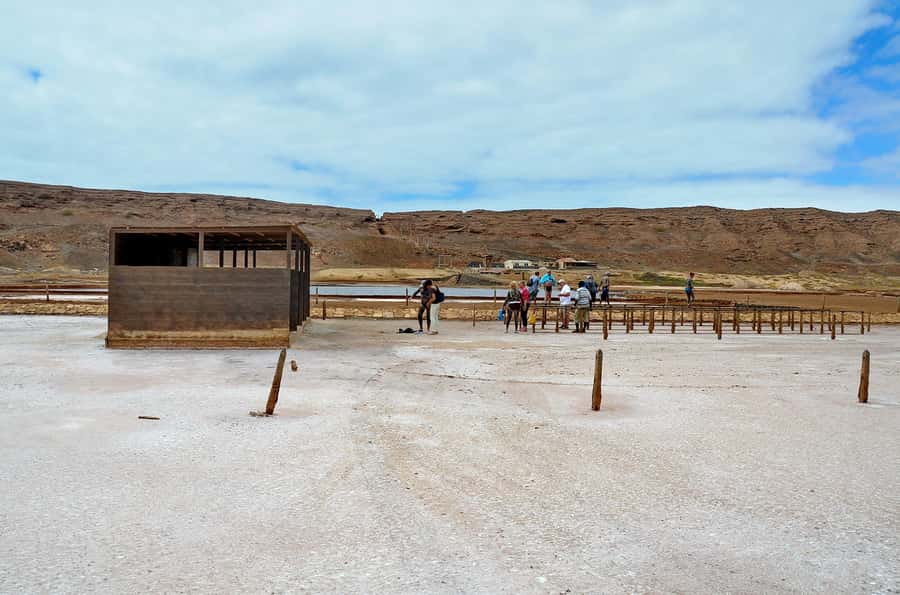 Sal Island: Pedra de Lume, Wellness and Relax Experience - First treatment: the rough-edged thalassoscrub