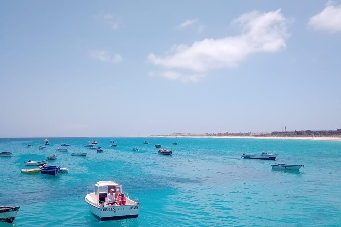 Sal island: Private Santa Maria City Tour, Street Art and Tapas - Street art that explains everyday Santa Maria