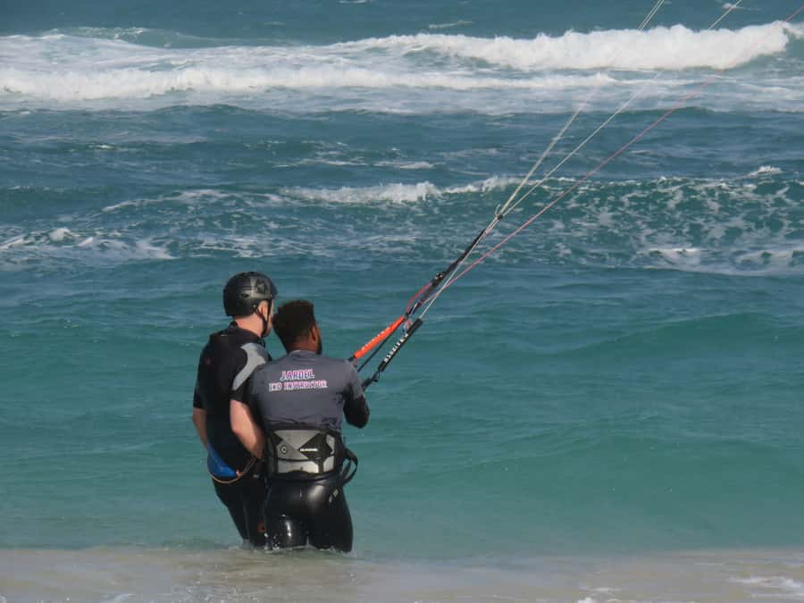 Sal: Kitesurfing Lessons - What happens in the four-lesson course