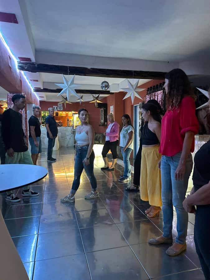 Sal: Kizomba Group Class - Santa Maria, Cape Verde - Why partner changes help, and when they do not