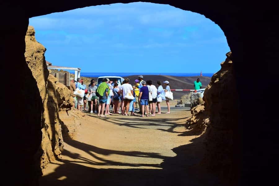 Sal: Pedra de Lume Salt Pans and Lake Trip - Who should book this Sal tour?