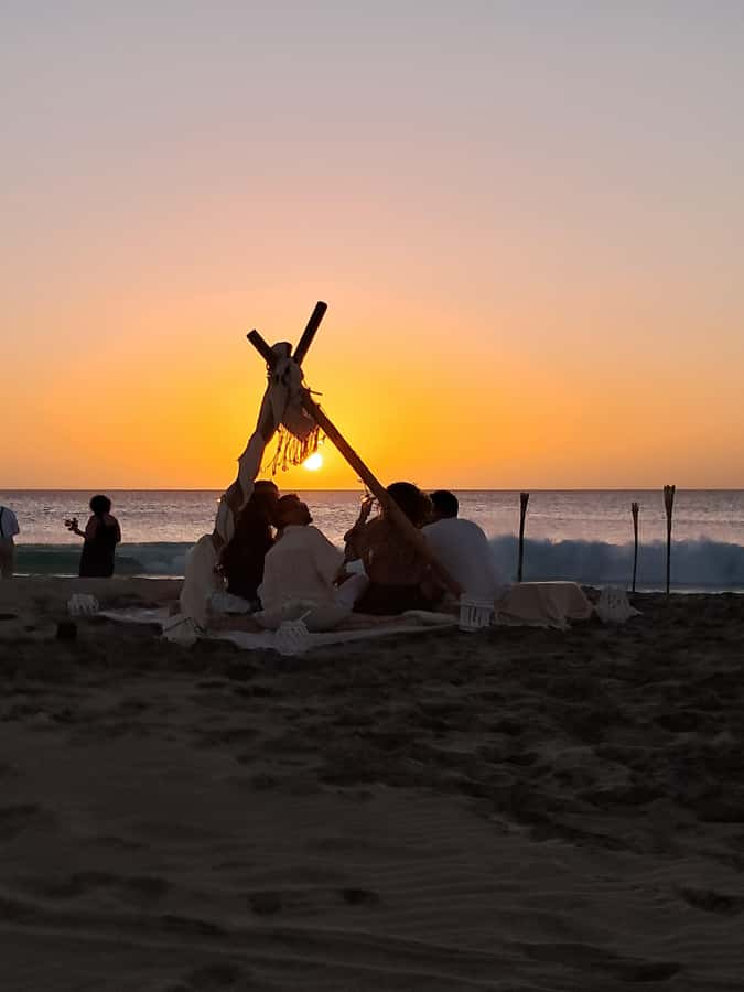 Sal: Romantic Sunset Escape with Wine and Roundtrip Transfer - Key points at a glance