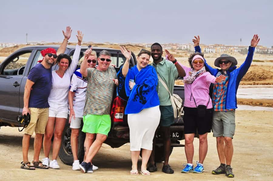 Santa Maria: Salt Mine, Natural Pool, and Shark Bay Tour - Guides and the feel of the day