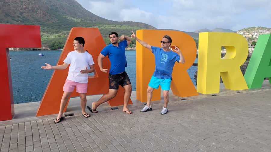 Santiago: Landscapes, Street Art, and Markets Day Trip - Leaving Praia for farming country near Picos