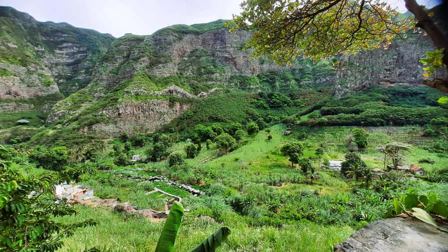 Santo Antão: Full Day Island Tour & Visit to Cova de Paúl - Key things to know before booking